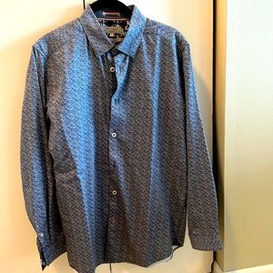 Blue print button down